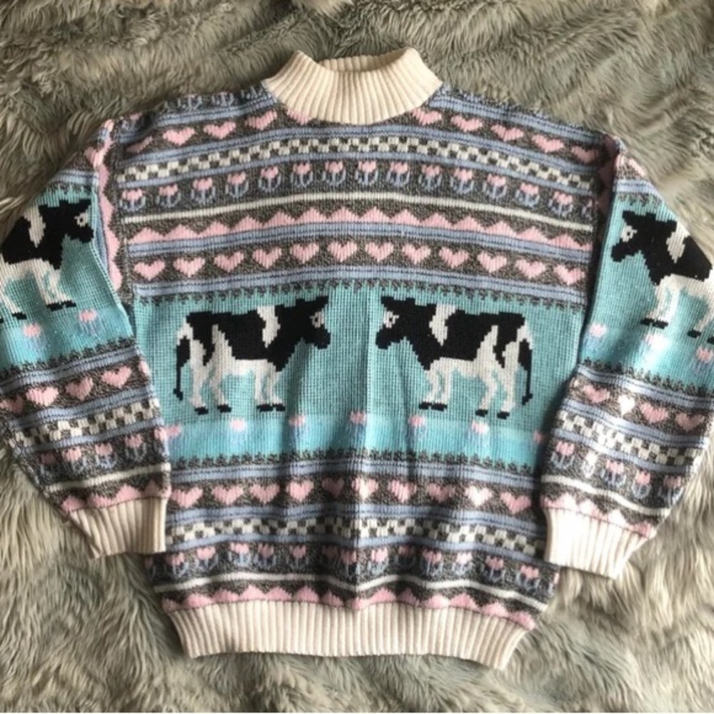 RARE 80’s vintage arielle cow sweater